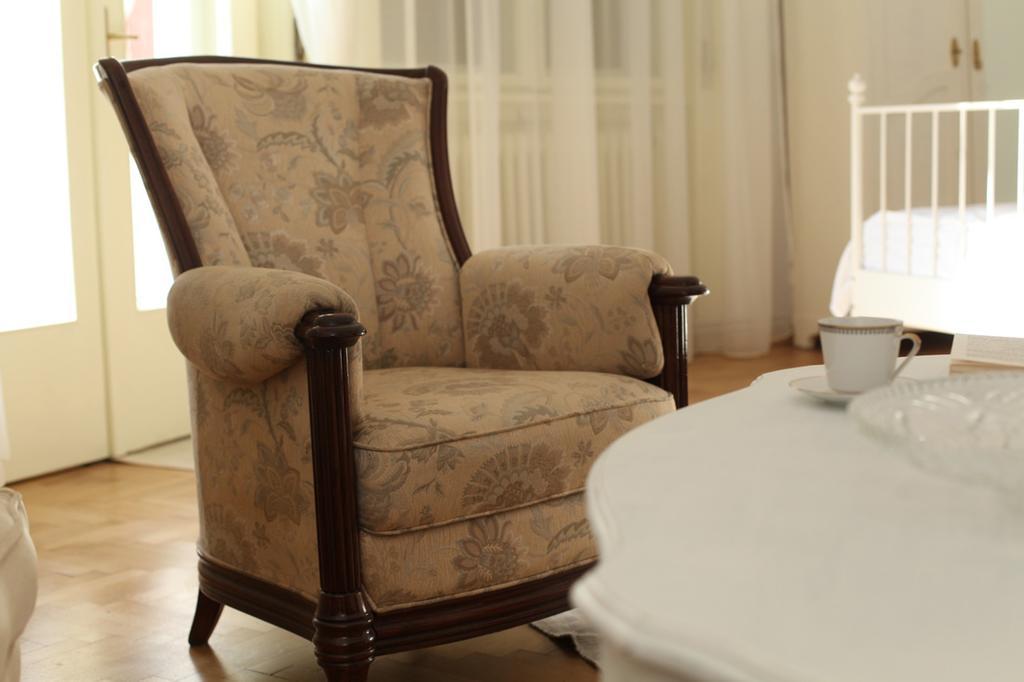 White Opera By Nux Apartment คลูจ-นาโปกา ภายนอก รูปภาพ